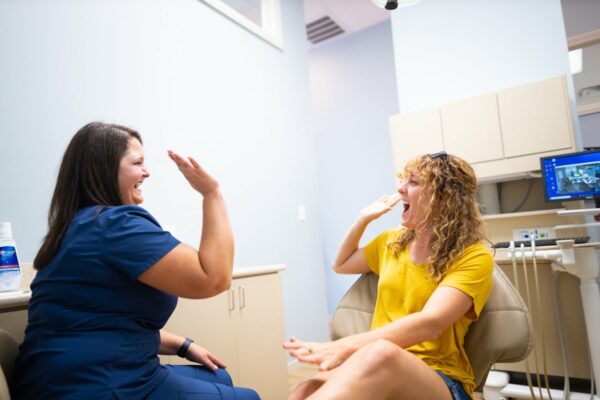 Patient Candids Beavers and Broomfield Dentistry 2020 Fayetteville Arkansas Dentist 39 600x400 - Ouch! How You and Your Dentist Can Prevent Tooth Sensitivity