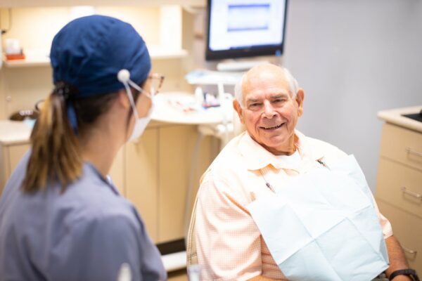 Patient Candids Beavers and Broomfield Dentistry 2020 Fayetteville Arkansas Dentist 8 600x400 - Professional Teeth Whitening: How to Brighten Your Smile