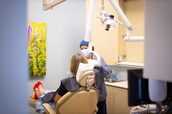 Staff Candids Beavers and Broomfield Dentistry 2020 Fayetteville Arkansas Dentist 12 600x400 - Request An Appointment | Beavers & Broomsfield in Fayetteville, AR